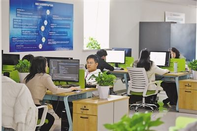 奮楫篤行啟新局 以信息技術賦能寧夏黃河流域生態(tài)保護與高質量發(fā)展先行區(qū)建設